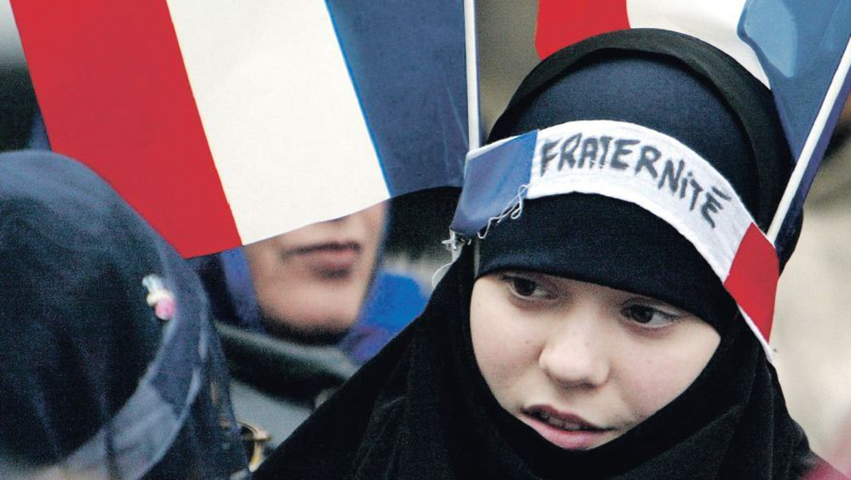 Franse Raad: Verbied hoofddoek op |