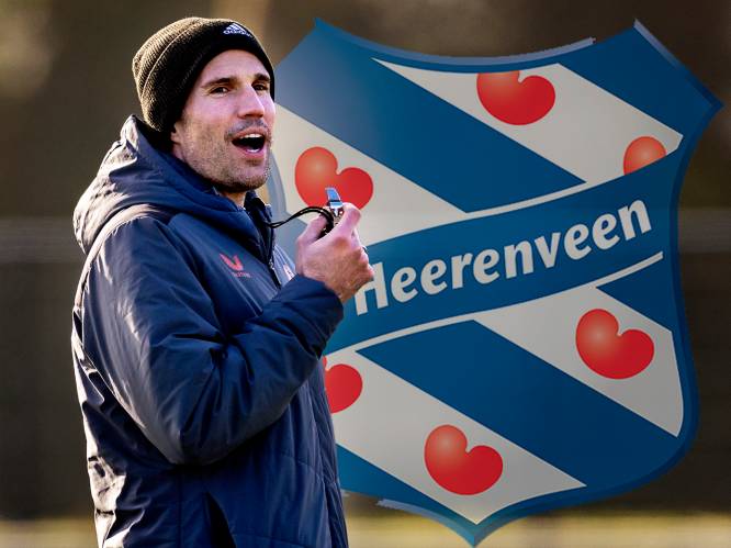 Van Persie legt aanbod Feyenoord naast zich neer en wordt trainer van Heerenveen