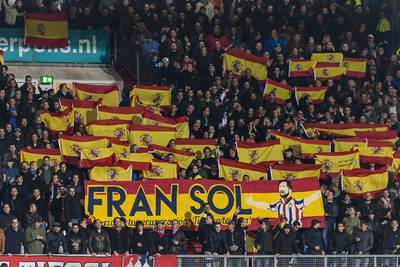 Hartverwarmend eerbetoon Willem II-supporters voor Fran Sol
