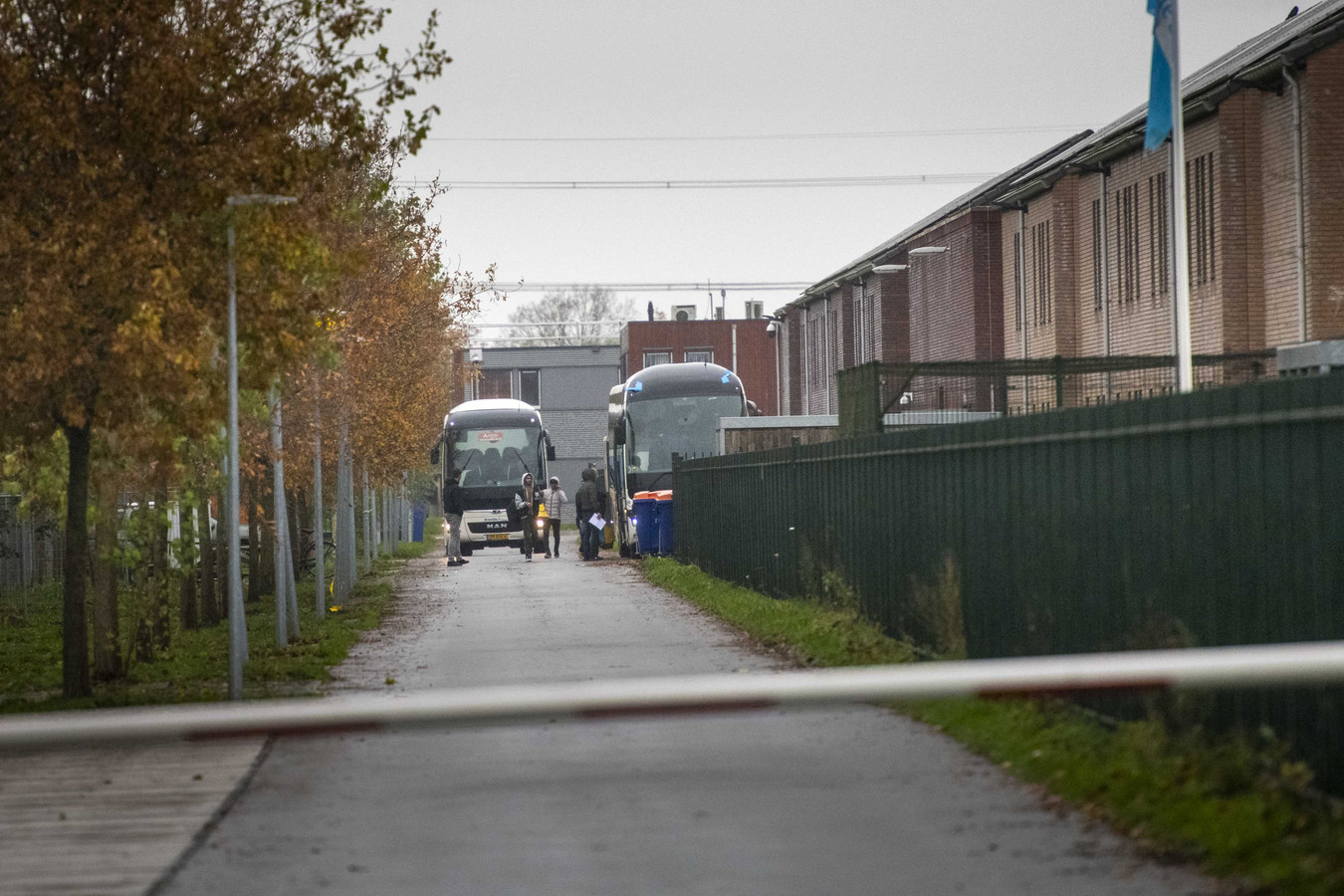 Asielzoekers In Den Haag Asielzoekers uit Ter Apel aangekomen in Den Haag voor spoedopvang