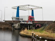 Nieuwe Demmeriksebrug moet ook beweegbaar zijn voor goede bereikbaarheid, roept De Ronde Venen op