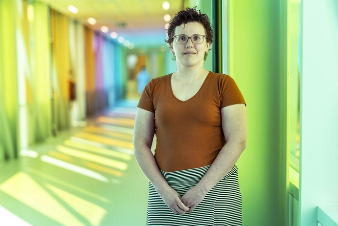 Eva Koopman-Coenen is kinderoncoloog in opleiding in het Prinses Máxima Centrum en sinds maandag óók gastouder van een gevlucht Oekraïens gezin met een dochtertje (2) dat een hersentumor heeft.