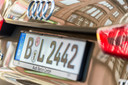 Een Audi uit Berlijn, te herkennen aan de letter B.