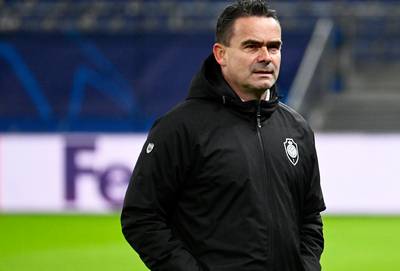 La suspension de Marc Overmars, directeur technique de l’Antwerp, étendue au niveau mondial