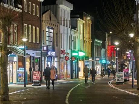 De koopavond in Oss blijft bestaan, maar duurt straks  nog maar tot 20.00 uur 
