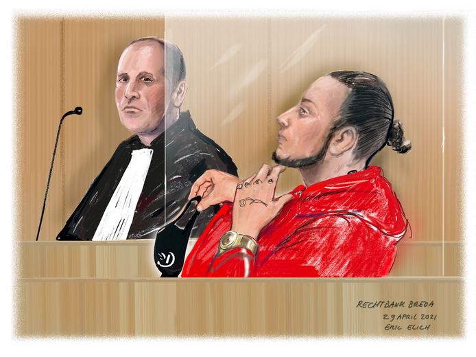 Verdachte J.B. en zijn advocaat R. Gijsen.