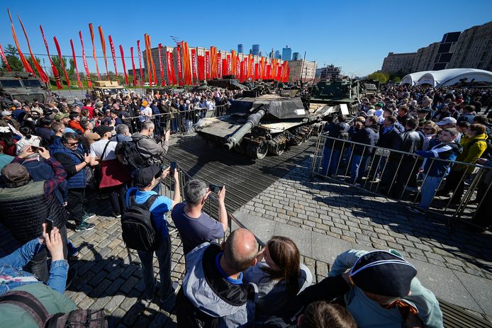 Een Amerikaanse Abrams-tank, buitgemaakt in de oorlog in Oekraïne.