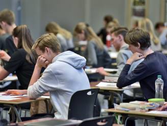 Groen licht voor ‘Vlaamse Toetsen’, in strijd tegen dalende onderwijskwaliteit: eerste test in mei bij 21.000 leerlingen