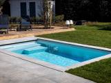 Se baigner à un prix abordable? « Installer et entretenir une piscine petite est moins chère »