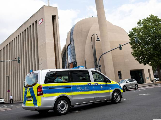 Duitse moskeeën ontruimd na dreigementen