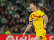 FC Barcelona wint zonder geblesseerde Frenkie de Jong eenvoudig op bezoek bij Elche 