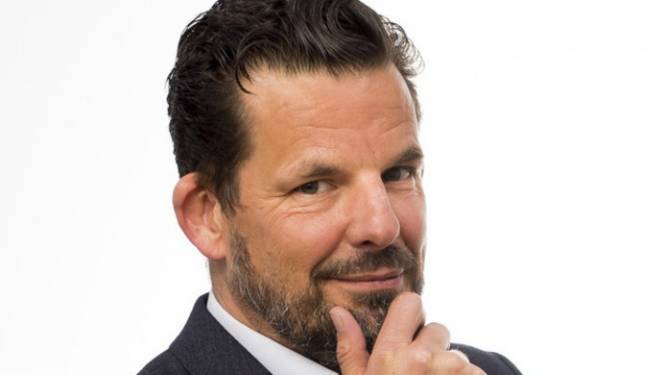 Bij Jerry Goossens thuis brak de oorlog uit: de dames bij hem thuis hadden make-up van elkaar gejat