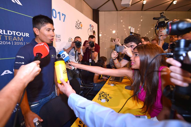 Nairo Quintana, de Colombiaanse hoop op een Tour-zege, tijdens de persconferentie. Beeld TDW