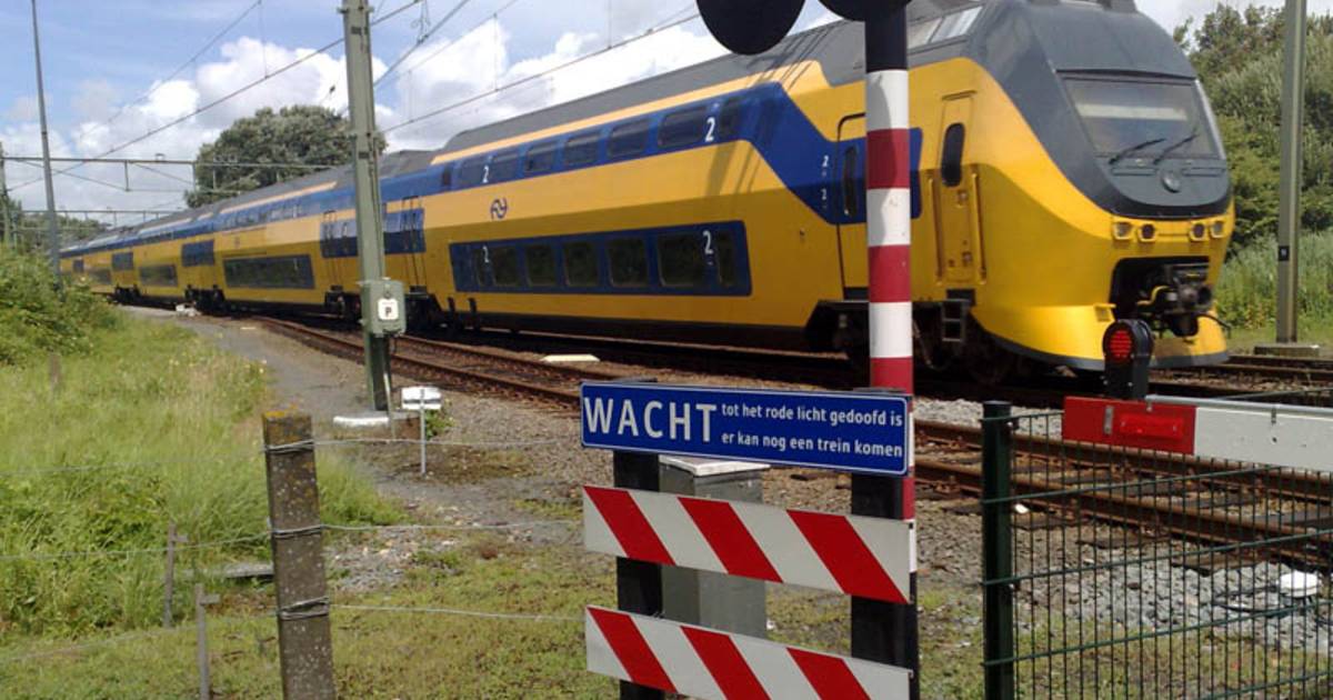 Treinen rijden niet tussen Breda en Gilze-Rijen door aanrijding op het spoor.