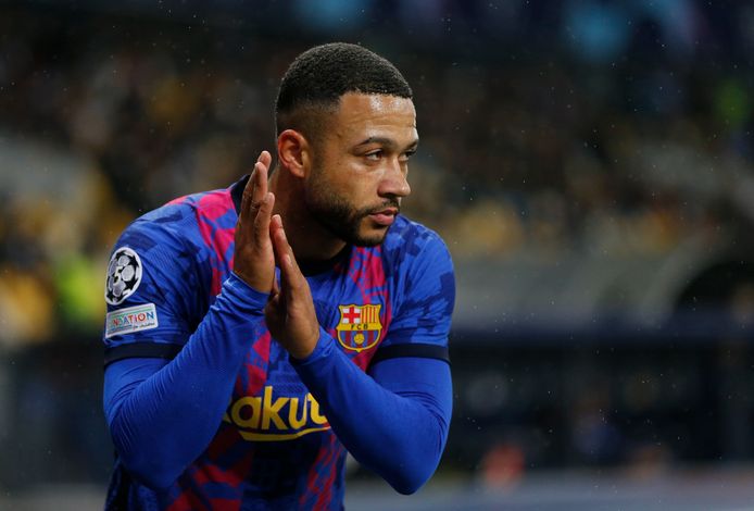 Memphis Depay neemt het met FC Barcelona thuis op tegen Benfica.