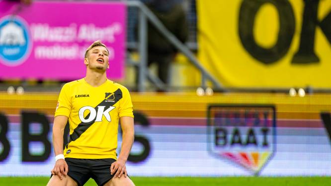 NAC-topscorer Van Hooijdonk ziet geen andere uitweg meer en vertrekt transfervrij
