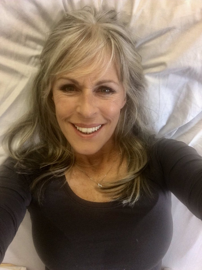 Marga Bult deelt 'bedselfie' Dinkelland tubantia.nl