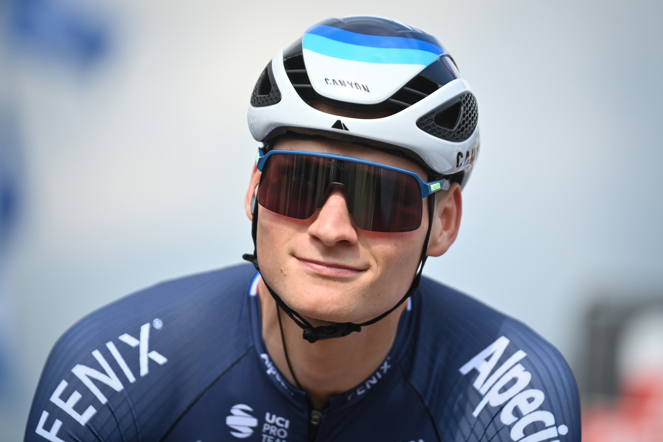 Mathieu van der Poel maakt 22 maart in Italië rentree en mikt op Ronde van Vlaanderen Foto