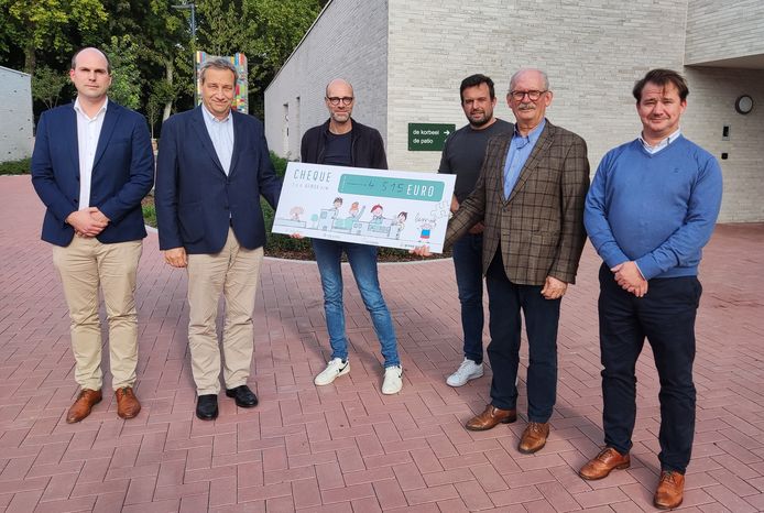 Groep Zorg H. Familie schenkt 4.415 euro aan Bemok, voor ondersteuning ...