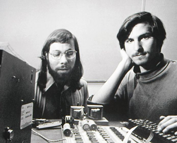Steve Wozniak en Steve Jobs.