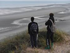 Un prêtre et deux militants entament une grève de la faim à Calais pour soutenir les migrants