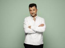 Özcan Akyol heeft een slaapstoornis: ‘Sluit niet uit dat ik op mijn vijftigste instort’