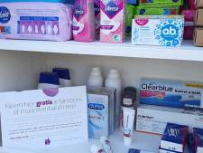 Nu ook gratis menstruatieproducten in Papekop: ‘Hygiëne mag geen zorg zijn’