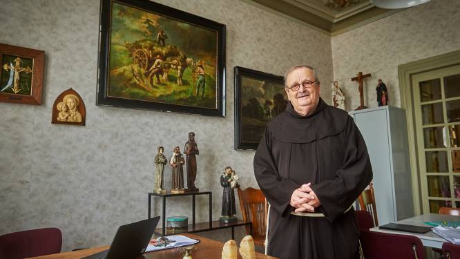Diaken Hans van Bemmel verhuist naar de pastorie van Vinkel: ‘Het loket van de kerk is weer open’