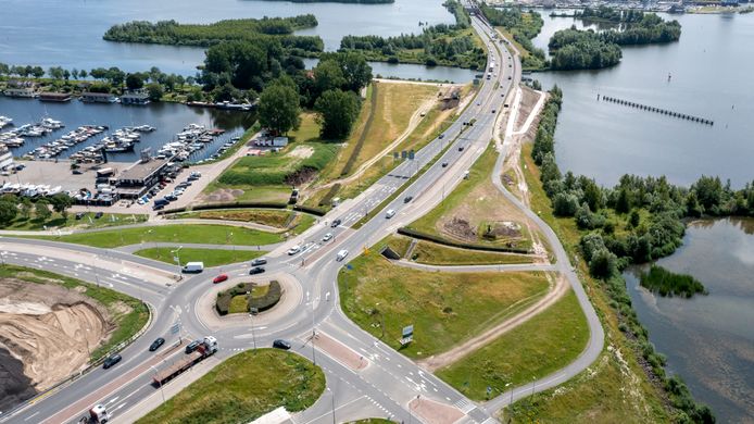 De turborotonde Ganzenweg-Knardijk wordt vervangen door een ongelijkvloerse kruising.
