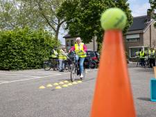 Veilig fietsen tot je 100e; Kapelle en ROVZ helpen met de Doortrapdag