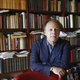 Meester van de lange, minutieuze, bedwelmende zinnen, die eigenlijk de Nobelprijs had verdiend