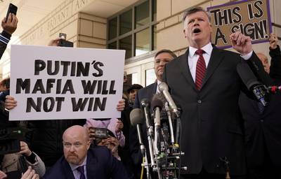 Ruim 6 jaar cel voor voormalig campagneleider van president Trump