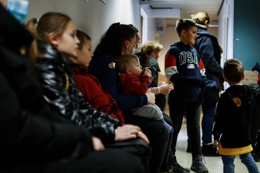Oekraïense vluchtelingen aan het voormalige Bordet-ziekenhuis in Brussel.