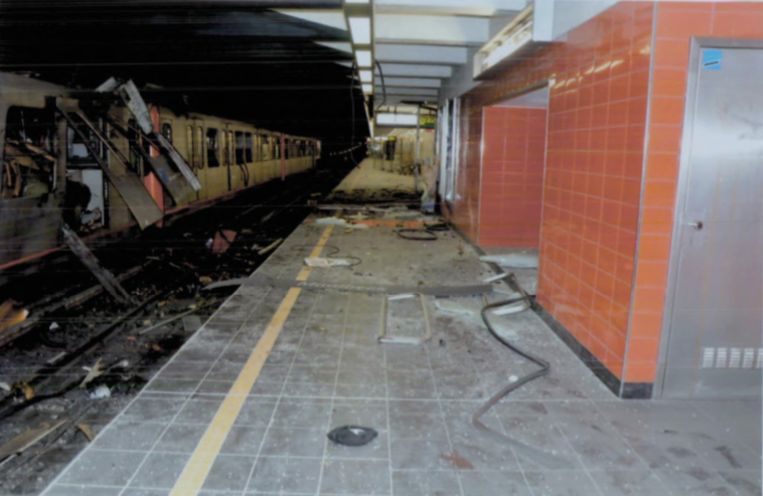 De ravage in het metrostation van Maalbeek. Beeld rv
