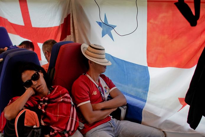 Panama-supporters komen bij van alle vermoeienissen