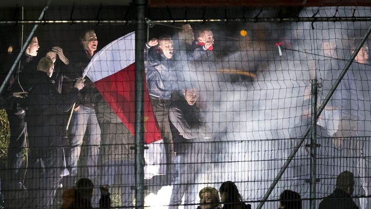 Supporters bij de bekerwedstrijd JVC-MVV Beeld Proshots