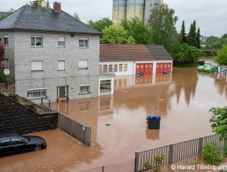 Ook overstromingen in zuidwesten van Duitsland, bondskanselier Scholz bezoekt getroffen gebied