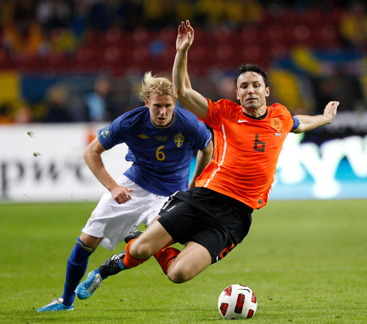 Netherlands football. Ван Боммель сборная Голландии. Сборная Голландии 2012. Сборная Нидерландов по футболу 2012.