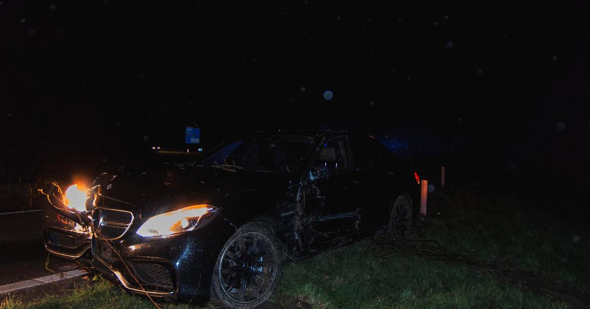 Gewonde bij eenzijdig ongeval op A77 bij Heijen | Gennep | gelderlander.nl - De Gelderlander