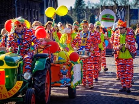 Regenachtige start van carnavalsweekend in Brabant