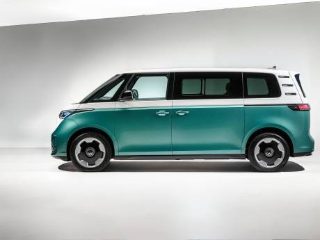 Volkswagen maakt zijn nieuwe busje groter, slimmer en ruimer