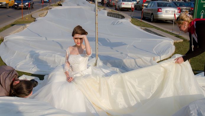 La plus grande robe du monde clearance