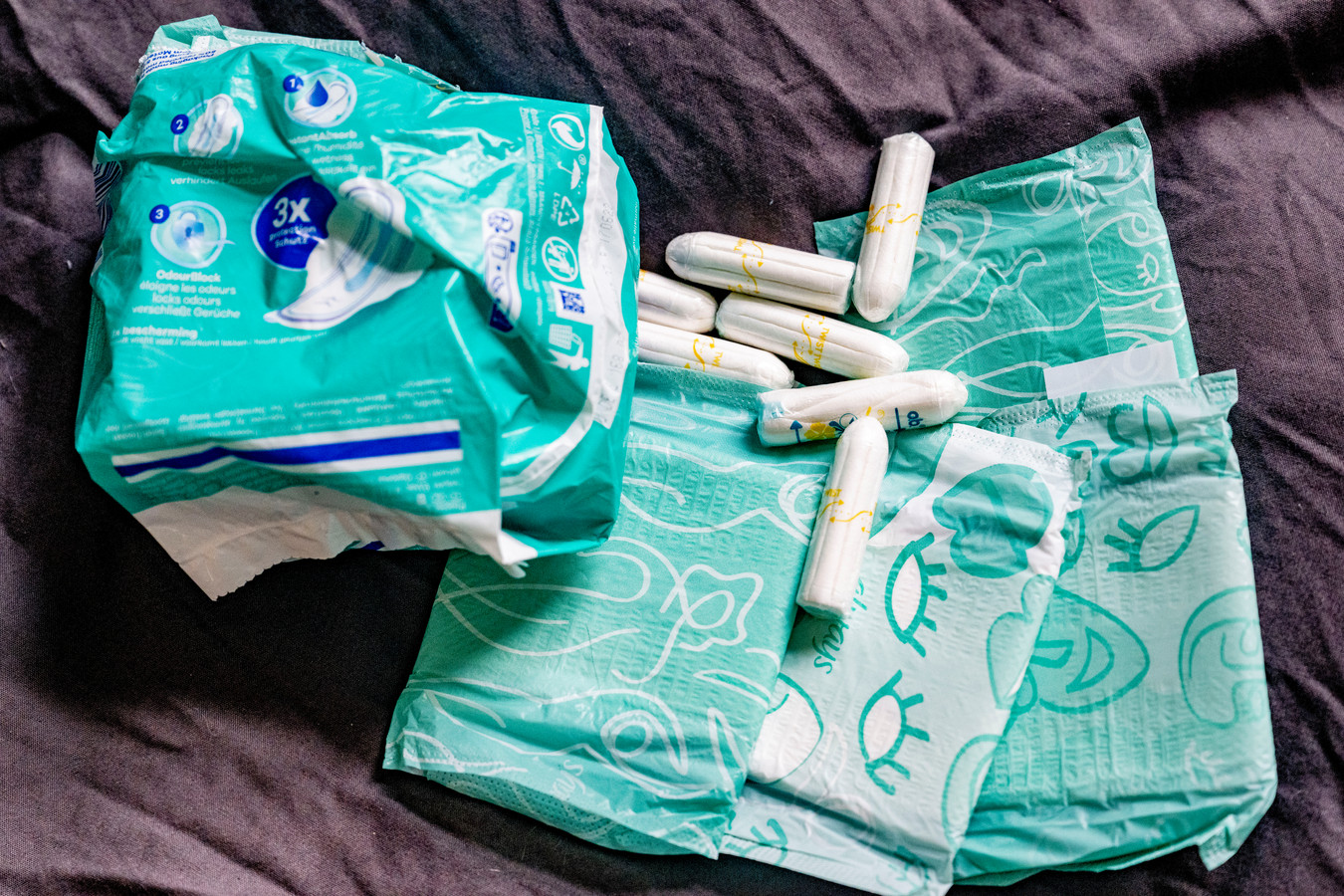 Gratis tampons en maandverband binnenkort op vijftien plekken af te