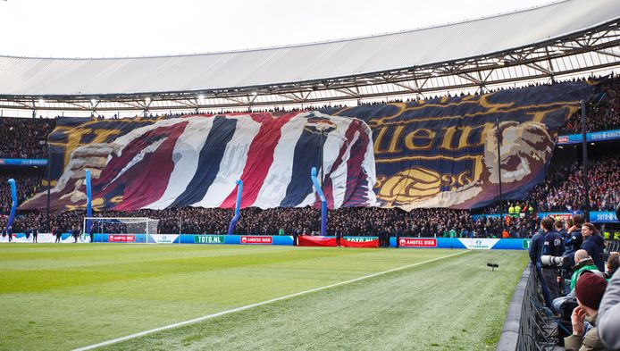 gijzelaar verwerken Geslaagd Nog één keer de blikvanger van de finale: zo maakten de Tifosi hun  gigantische spandoek | Tilburg e.o. | bd.nl