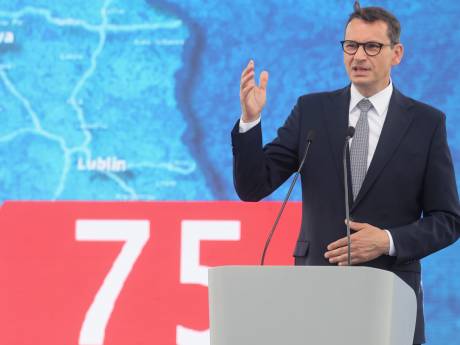 Polen stemt in met omstreden mediawet, kritische tv-zender kan vergunning verliezen
