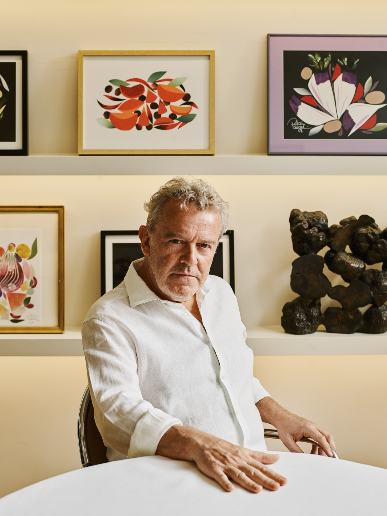 ‘Groentefluisteraar’ Alain Passard spreekt niet met groenten. Zij praten tegen hem. ‘Ze zeggen: doe iets moois met mij!’ Beeld Antoine Doyen