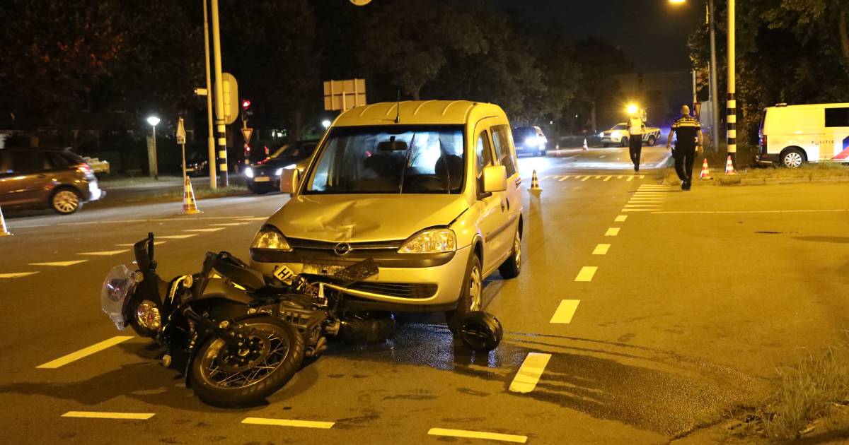 Motorrijder raakt gewond bij ongeval in Wassenaar .