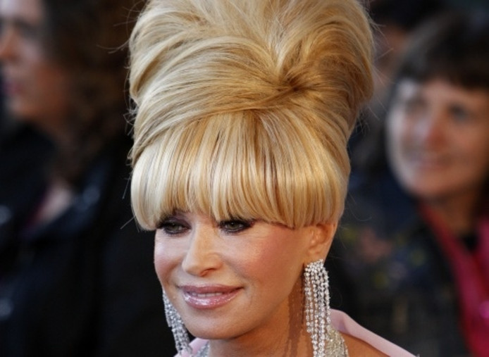 Connie Breukhoven claimt echtelijke villa Overig bndestem.nl