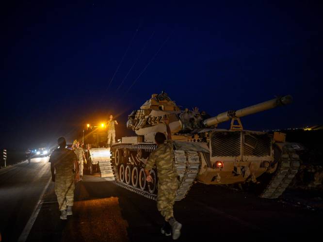 Turkije stuurt extra troepen naar Syrische grens