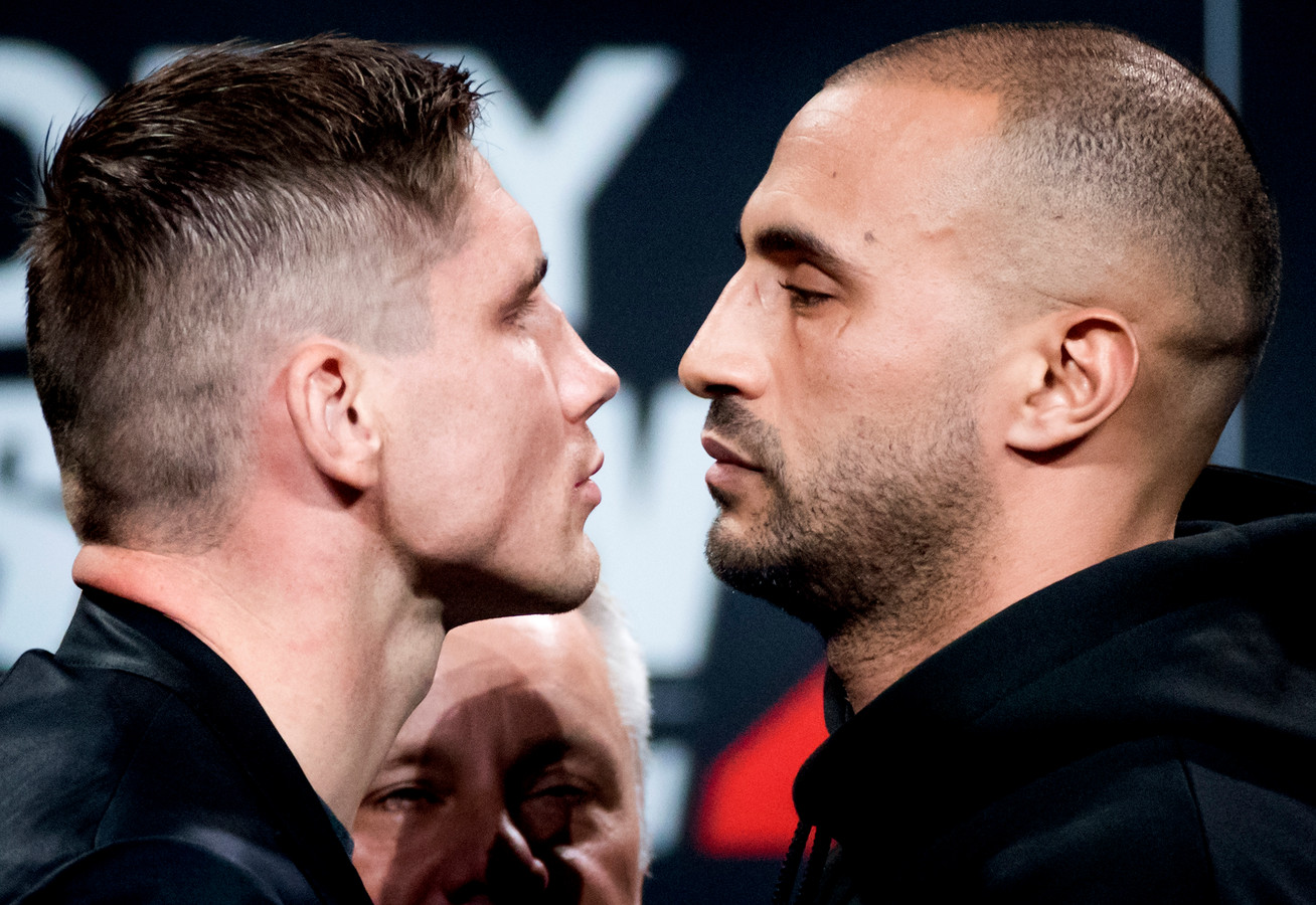 De staredown tussen Rico Verhoeven en Badr Hari, ruim een maand geleden in Utrecht.